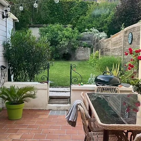 Guest house Le Faubourg, 5 Min From Center, 15 Min Futuroscope