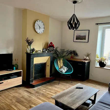 Le Faubourg, 5 Min From Center, 15 Min Futuroscope Guest house *